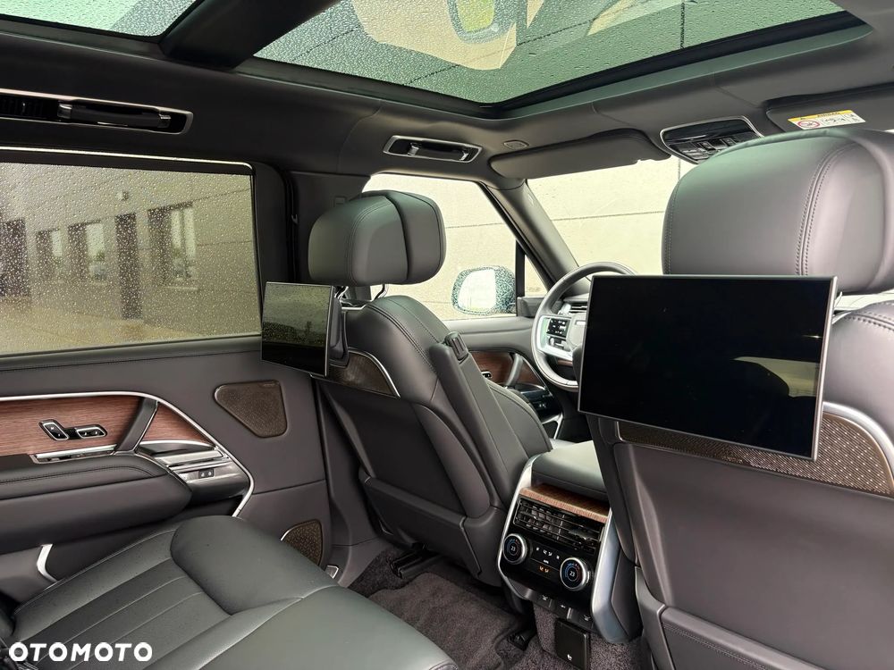 Land Rover Range Rover 4.4 V8 P535 LWB Autobiography - 10