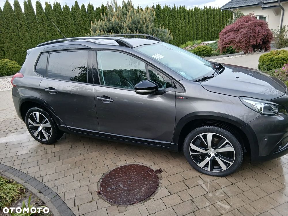 Peugeot 2008 1.2 Pure Tech Allure S&S - 3