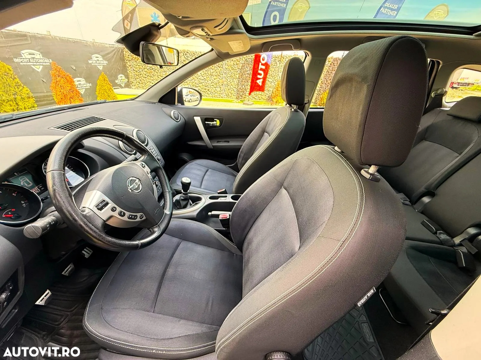 Nissan Qashqai+2 - 27