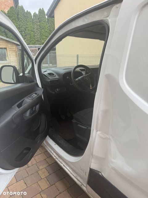 Opel OPEL COMBO E - 4