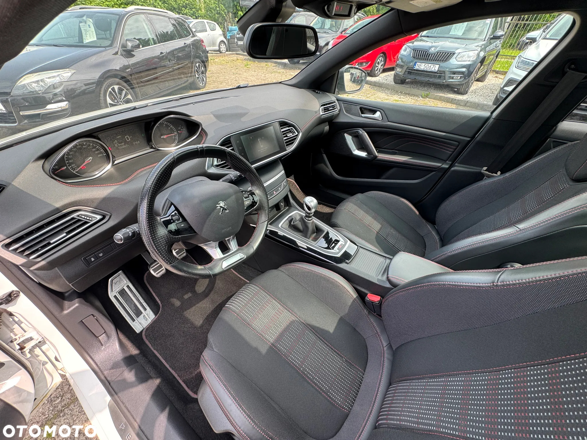 Peugeot 308 - 10