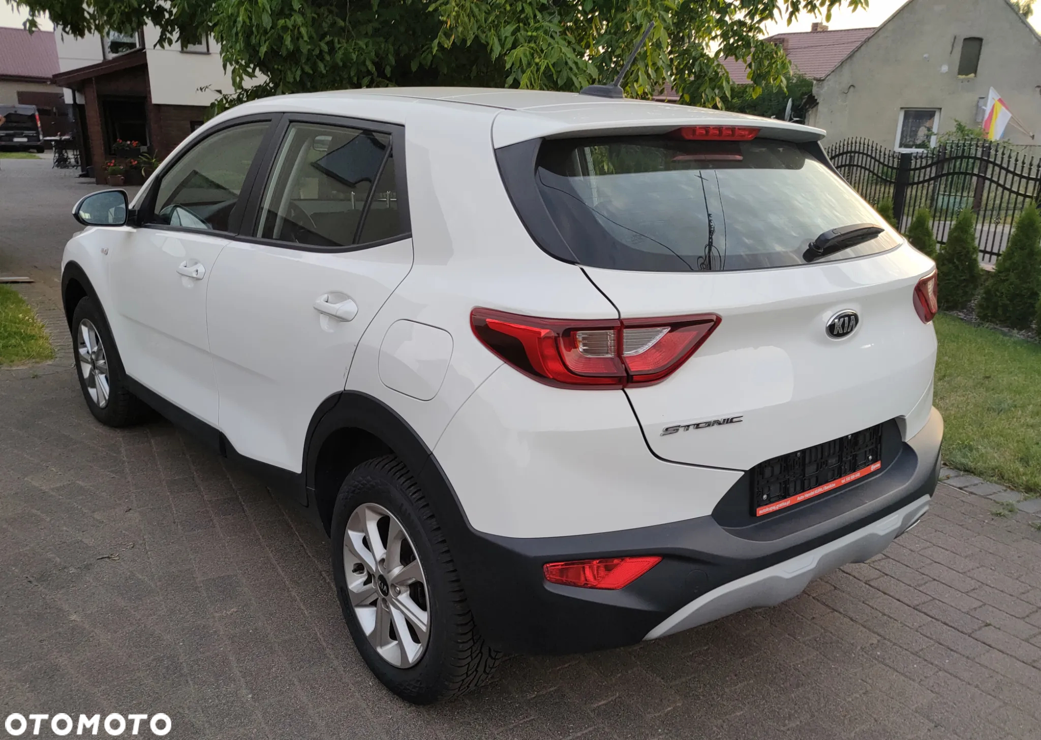 Kia Stonic 1.2 L - 16