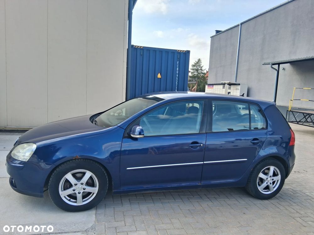 Volkswagen Golf - 3