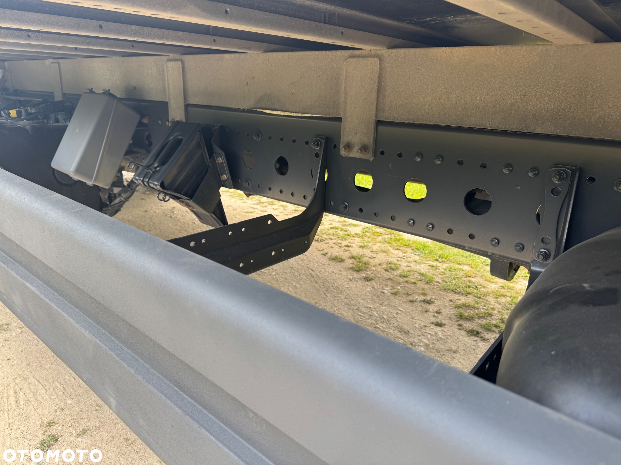 Mercedes-Benz ATEGO 1318 Kontener 7.50/ WINDA / Przebieg 170 tyś km - 20