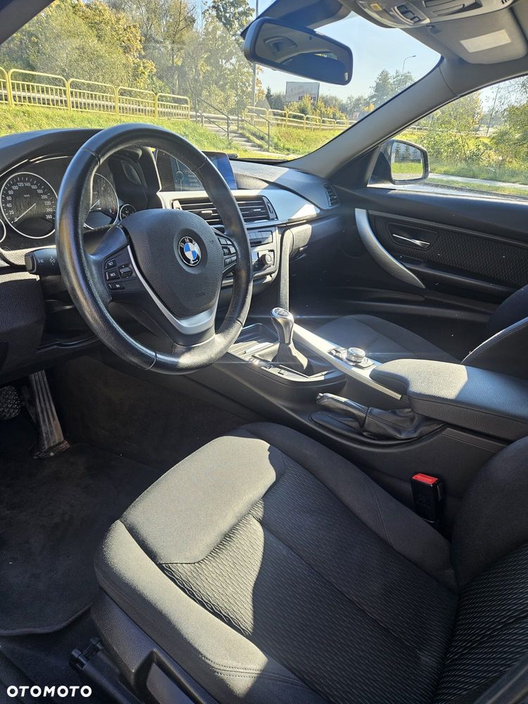 BMW Seria 3 318d - 6