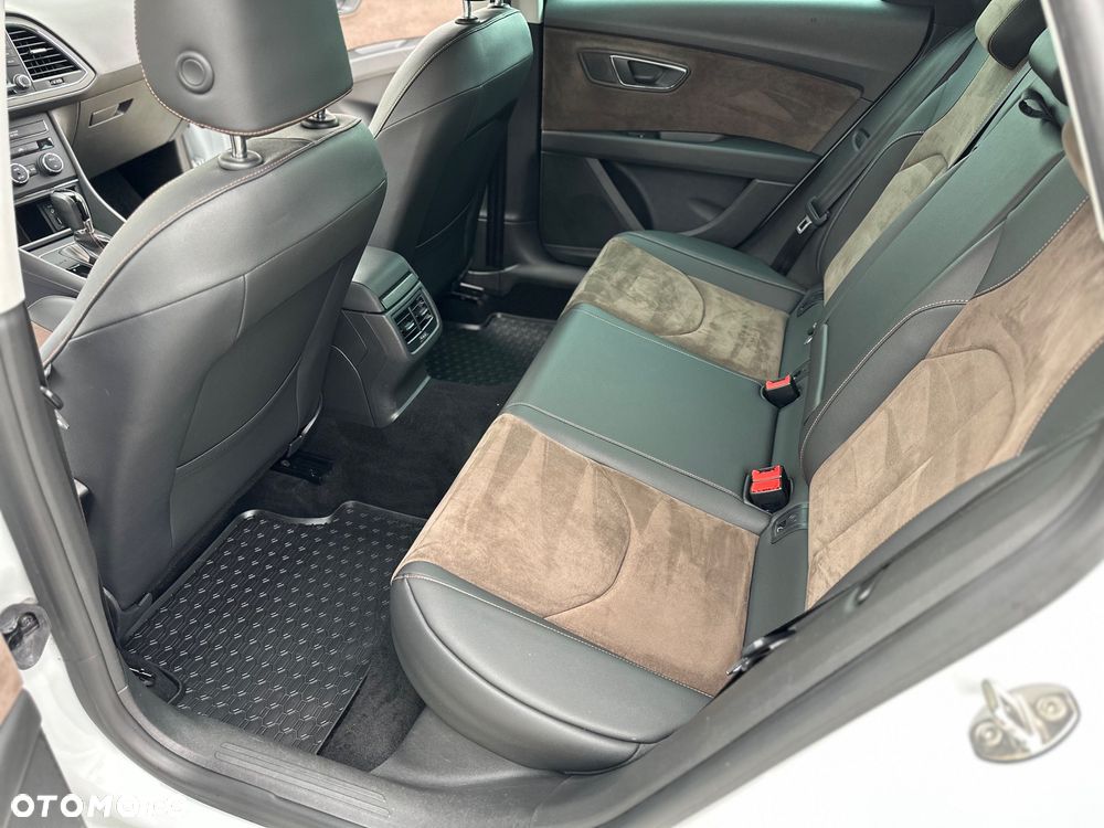 Seat Leon 2.0 TDI Start&Stop 4Drive DSG X-Perience - 22