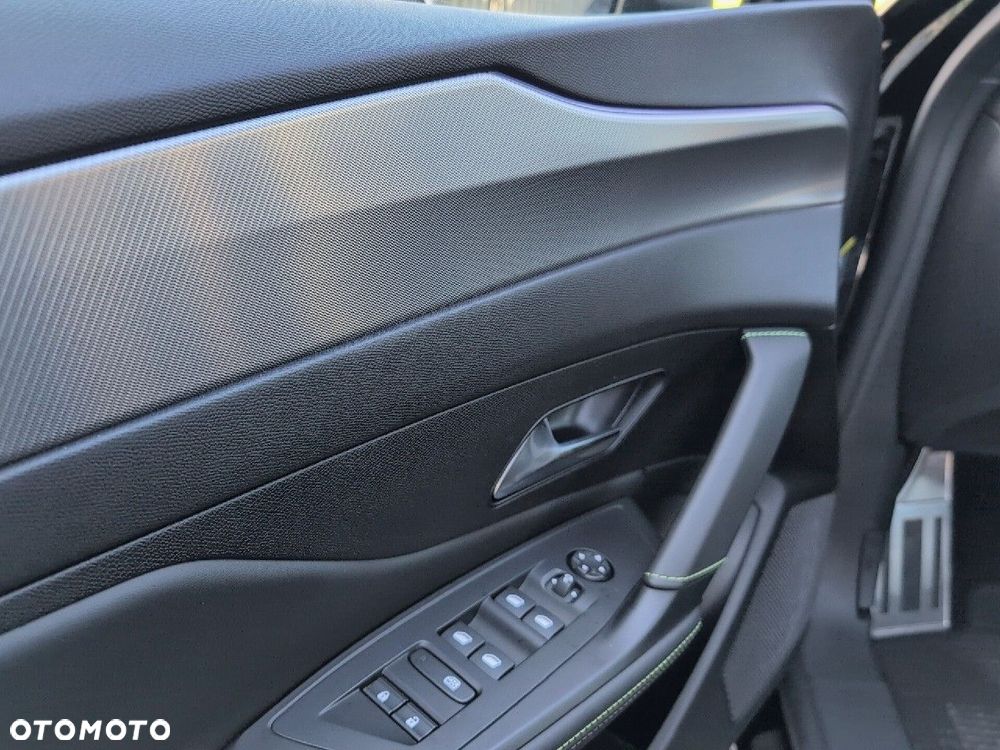 Peugeot 308 1.2 PureTech GT S&S EAT8 - 12