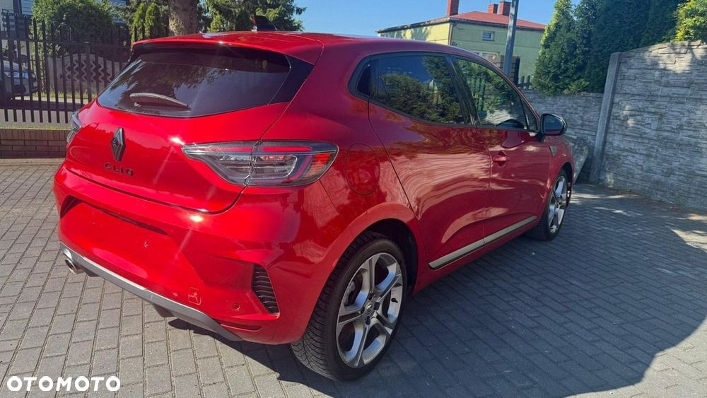 Renault Clio - 12