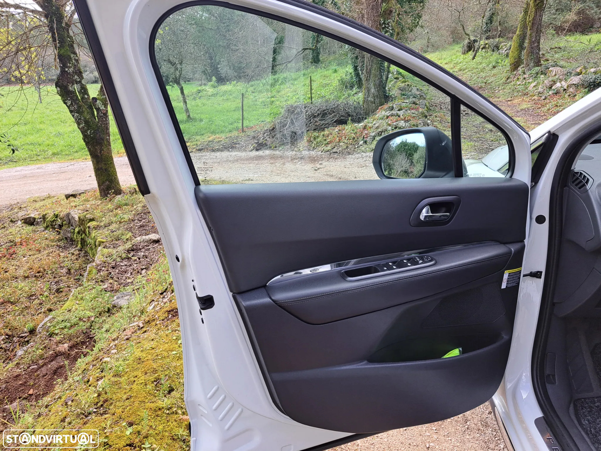 Peugeot 3008 1.6 BlueHDi Allure - 12