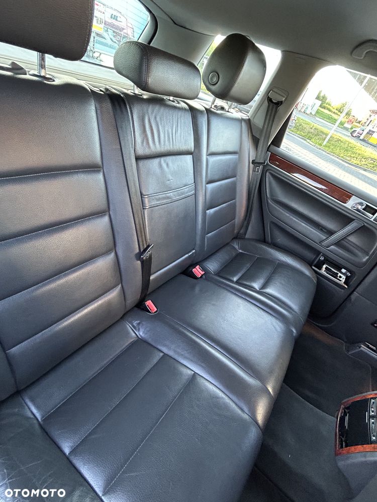 Volkswagen Touareg 3.2 V6 Tiptr - 12