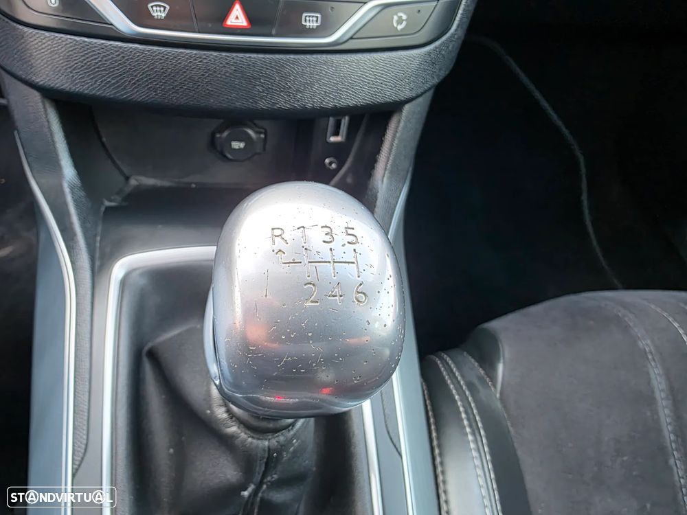 Peugeot 308 SW 1.6 e-HDi Allure - 31