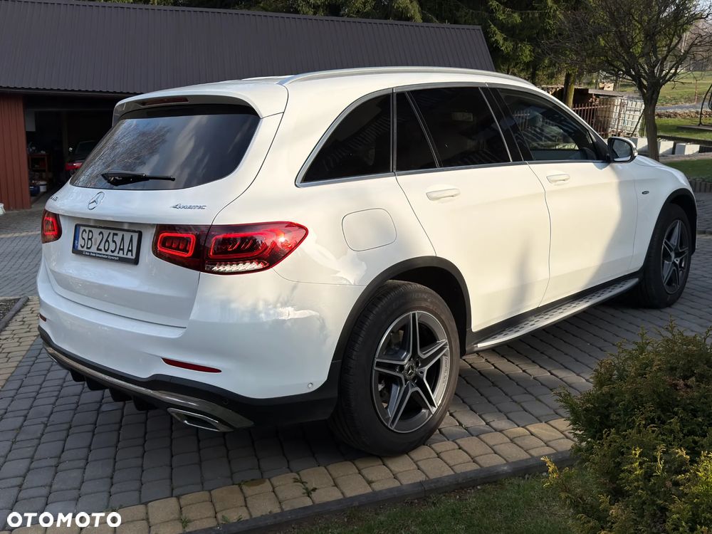 Mercedes-Benz GLC 250 4Matic 9G-TRONIC AMG Line - 7