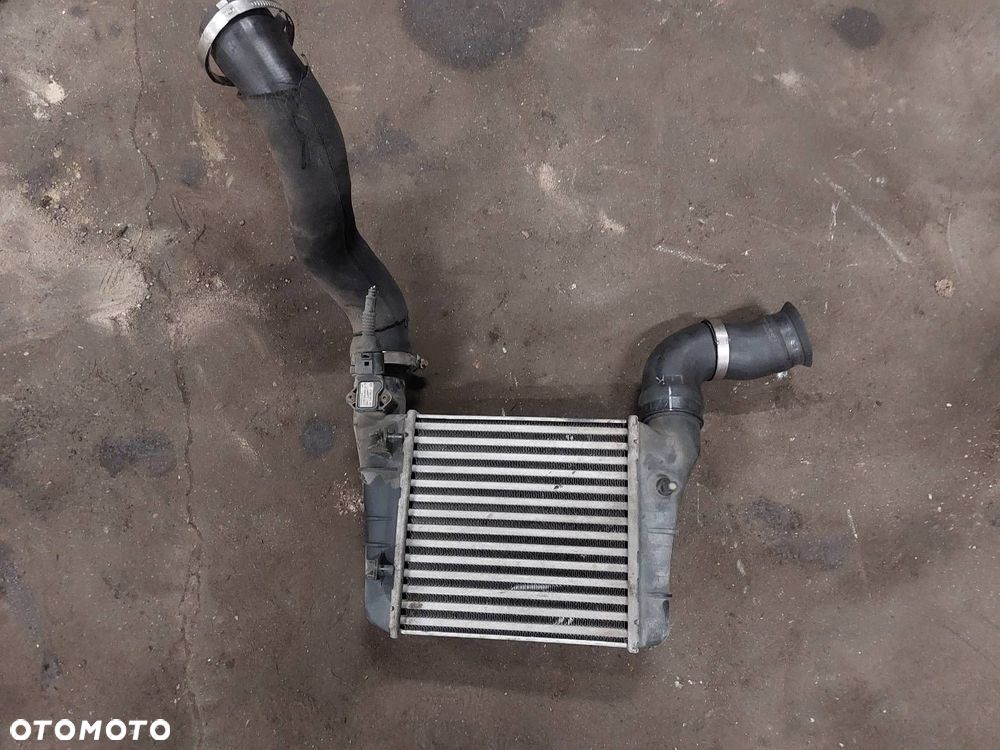 CHŁODNICA POWIETRZA INTERCOOLER SEAT EXEO I 2.0 TDI 8E0145805AA 038906051C - 1