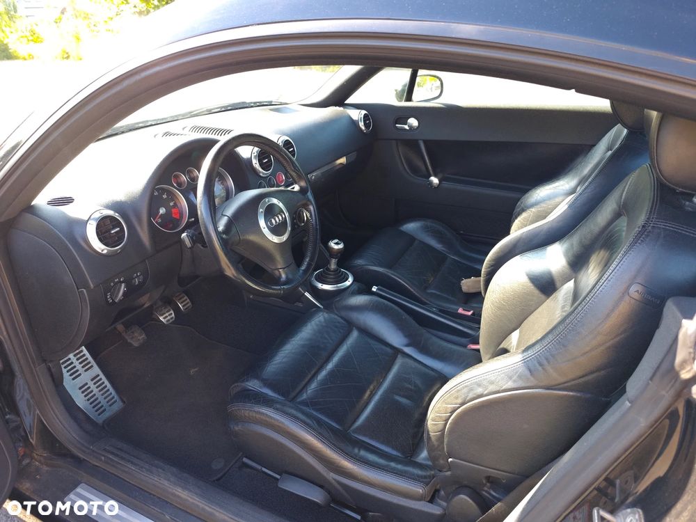 Audi TT Coupé 1.8 T - 2