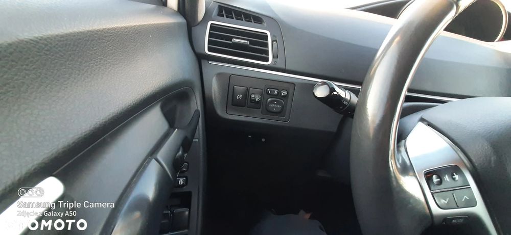 Toyota Verso 1.8 Premium 7os MS - 21