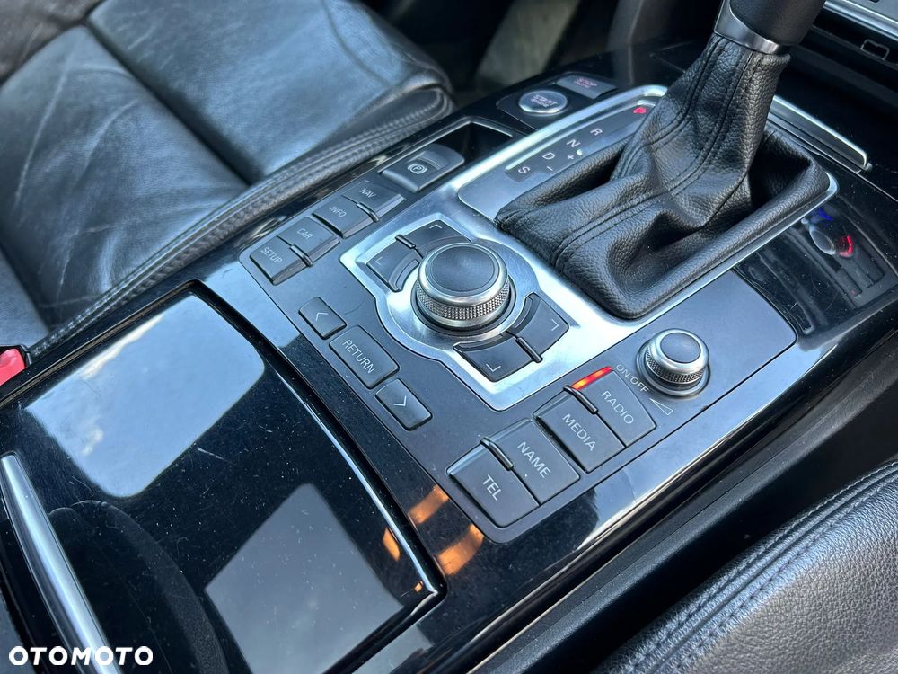 Audi A6 Avant 3.0 TDI DPF quattro tiptronic - 37