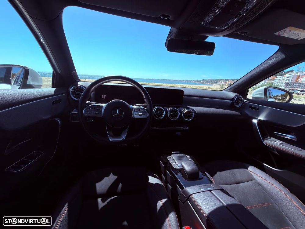 Mercedes-Benz A 250 e 8G-DCT AMG Line - 6