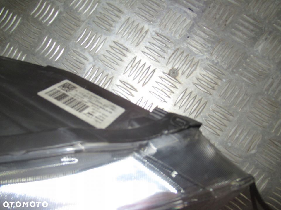 LAMPA PRZEDNIA PRZÓD PRAWA FORD C-MAX MK2 II LIFT XENON 2014-2019 - 7