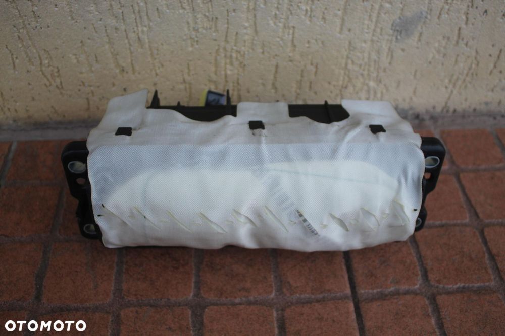 PODUSZKA AIRBAG PASAŻERA VW PASSAT B6 3C0880204E - 1