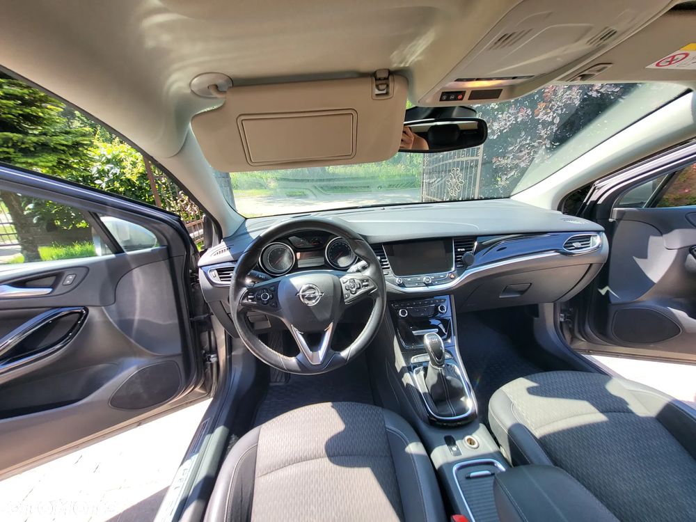 Opel Astra - 4