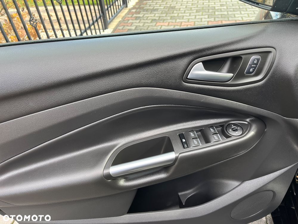 Ford Kuga 1.5 EcoBoost 2x4 ST-Line - 20