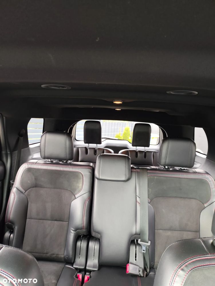 Ford Explorer - 7