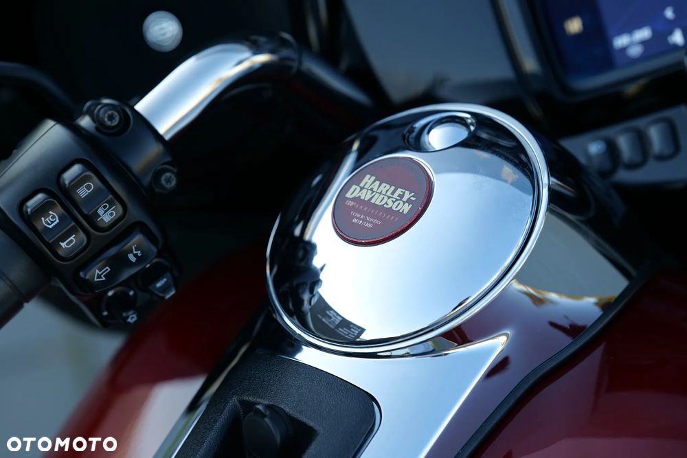 Harley-Davidson Touring Electra Glide - 12