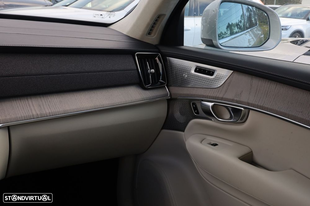 Volvo XC 90 2.0 T8 PHEV Ultra Bright AWD - 21