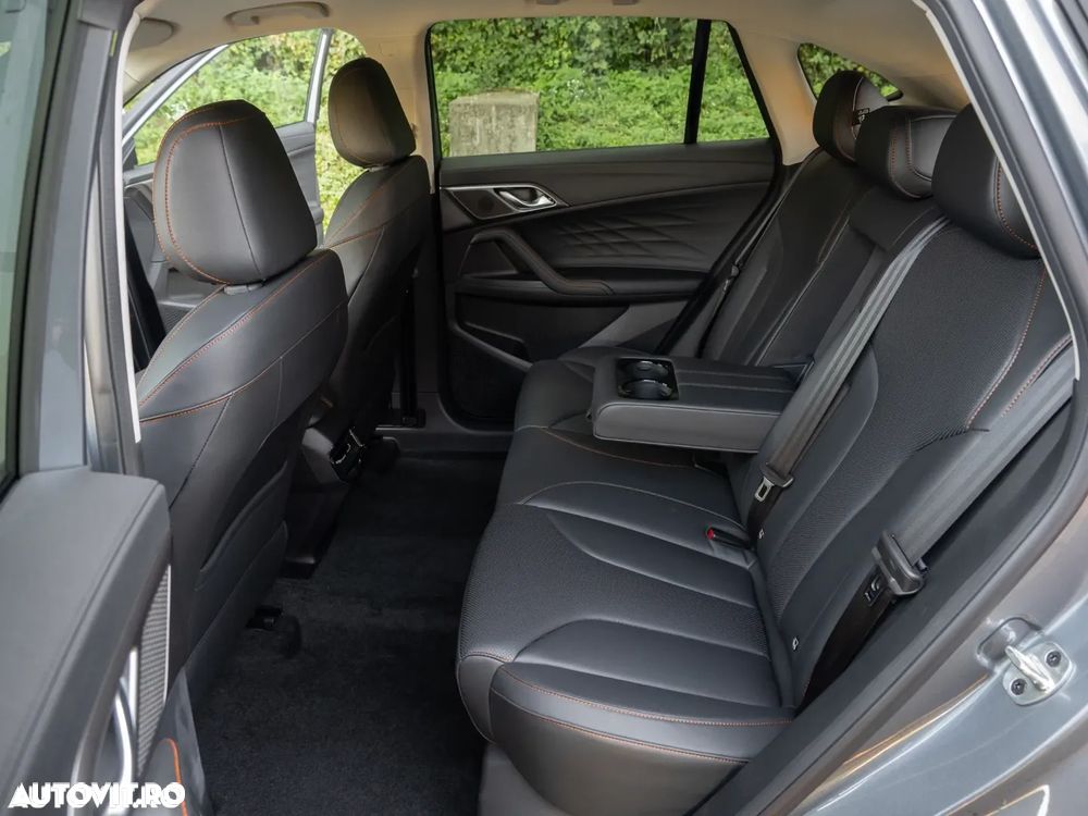 MG HS 1.5 T-GDi 7AT PHEV Exclusive - 16
