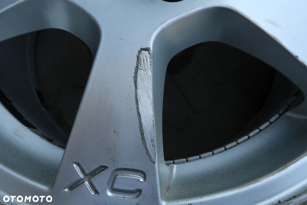 96 FELGA VOLVO XC 30671480 7,5X17ET55 - 3