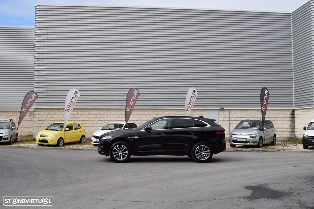 Jaguar F-Pace 2.0 i4D R-Sport - 24