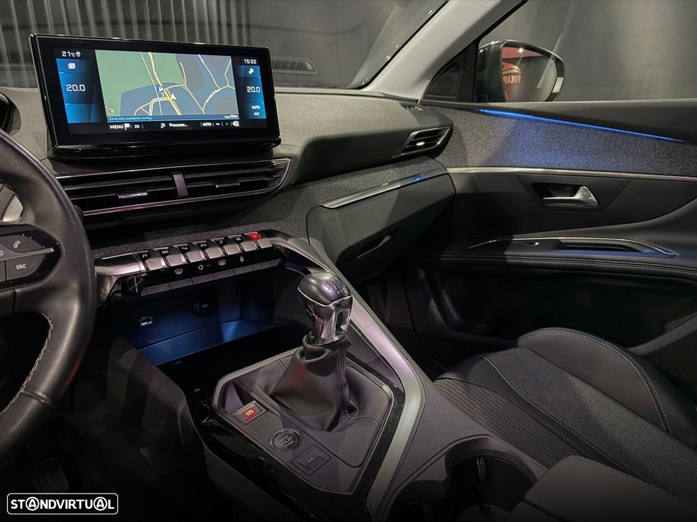 Peugeot 3008 1.2 PureTech Allure Pack - 18