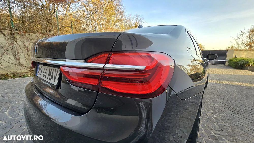 BMW Seria 7 730d xDrive - 11