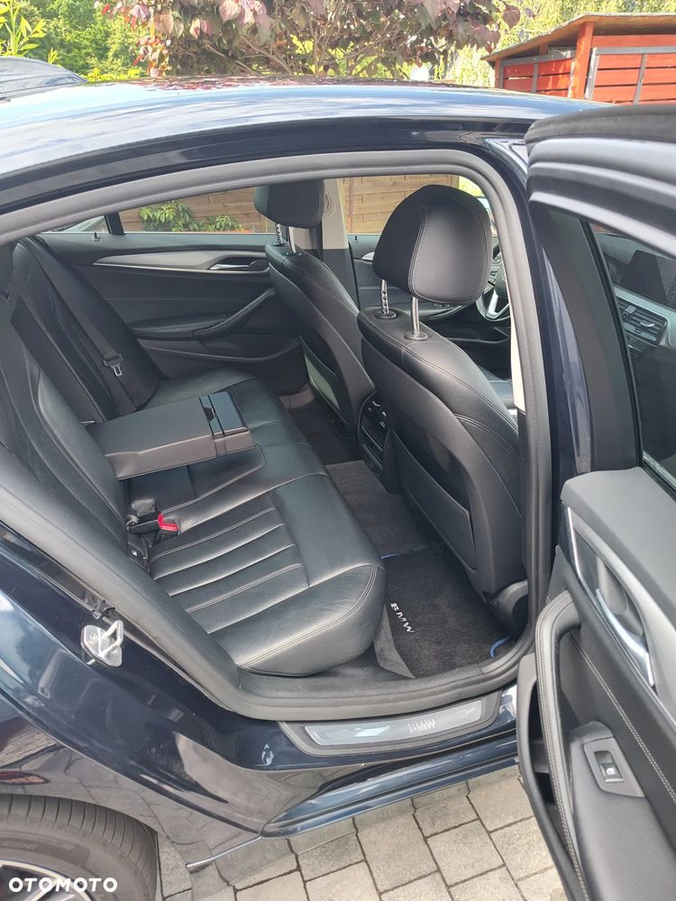 BMW Seria 5 520d xDrive M Sport Edition - 17