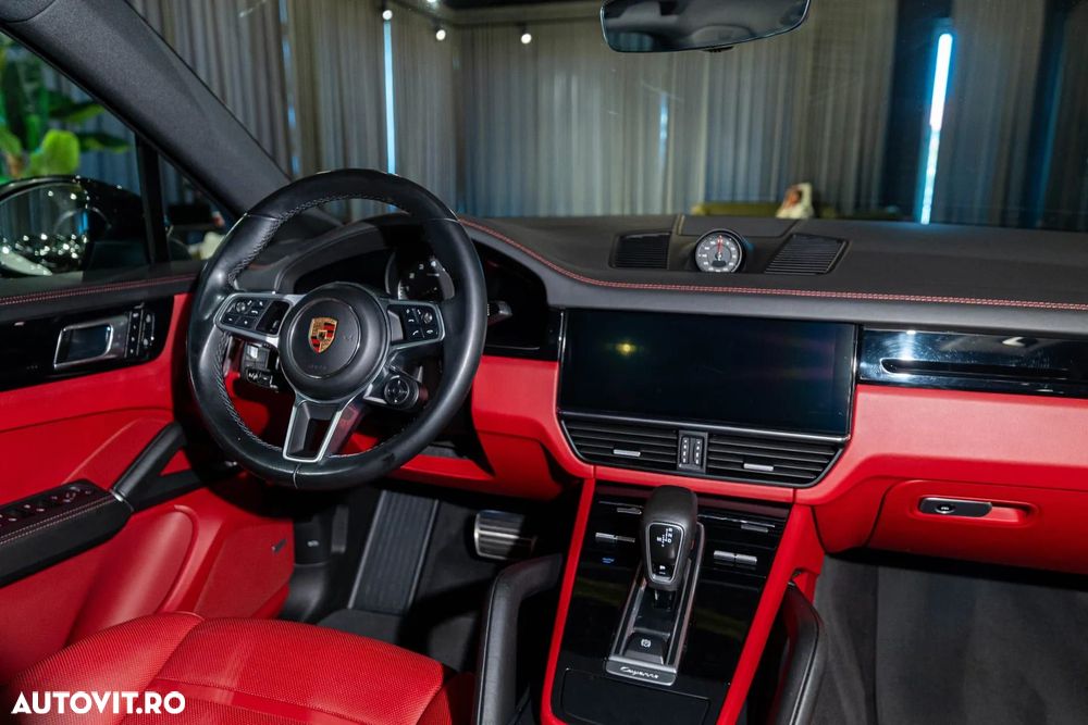 Porsche Cayenne Coupe - 36