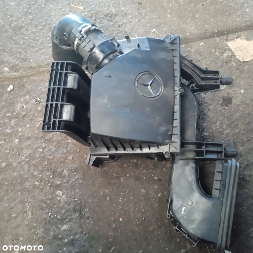 Obudowa filtra powietrza A9105283300 - 1