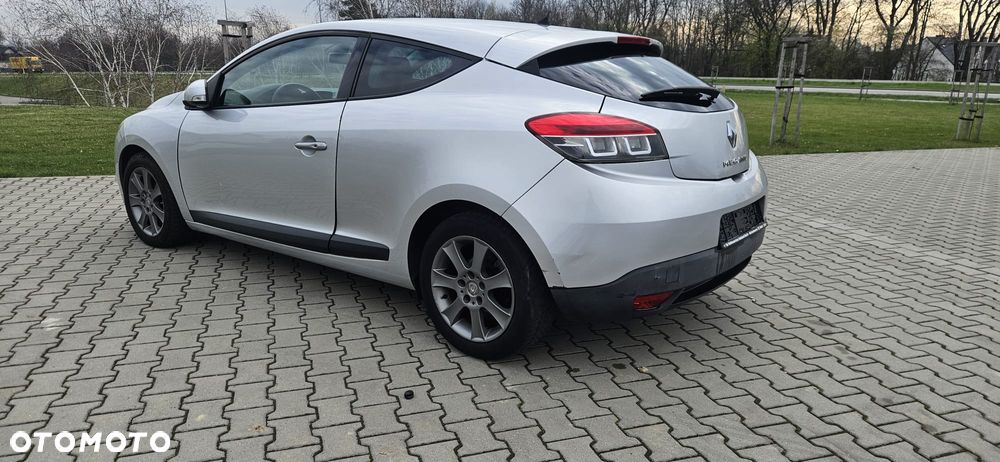 Renault Megane 2.0 16V TCE Dynamique - 8