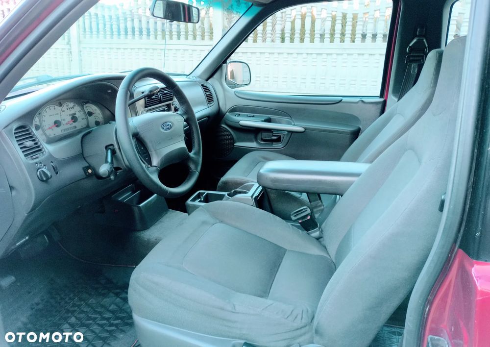 Ford Explorer 4.0 - 11