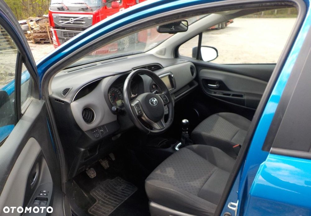 Toyota Yaris - 20