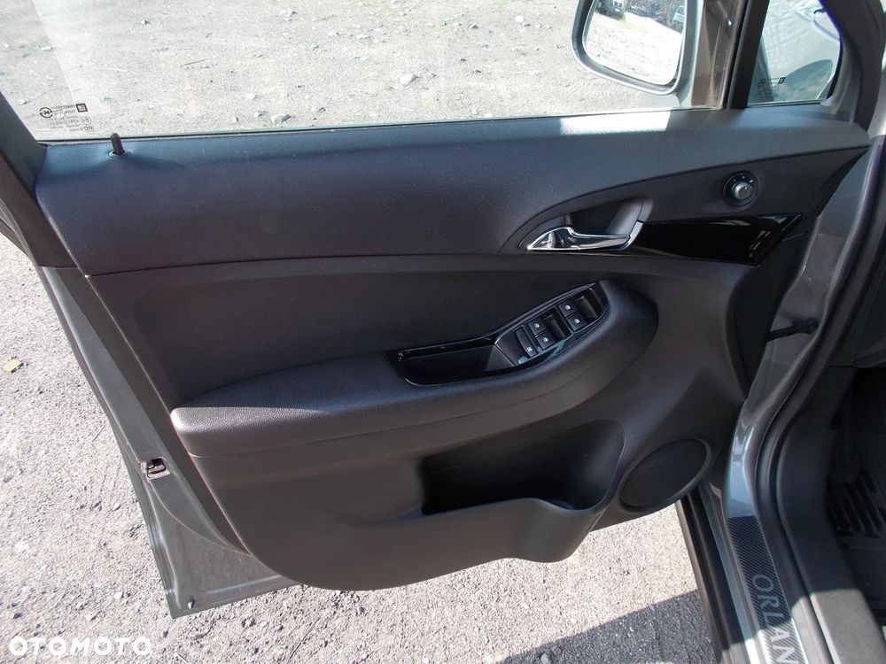 Chevrolet Orlando 2.0 D LTZ - 25