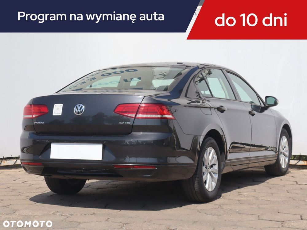 Volkswagen Passat - 7