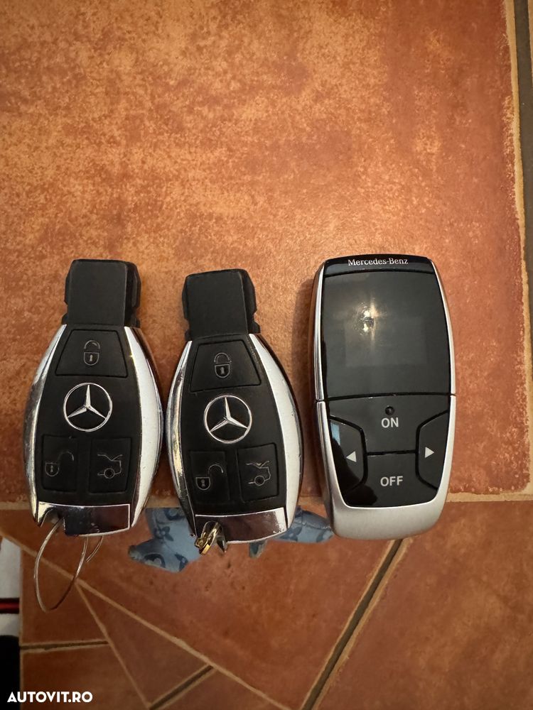 Mercedes-Benz GLC Coupe 220 d 4Matic 9G-TRONIC AMG Line - 24