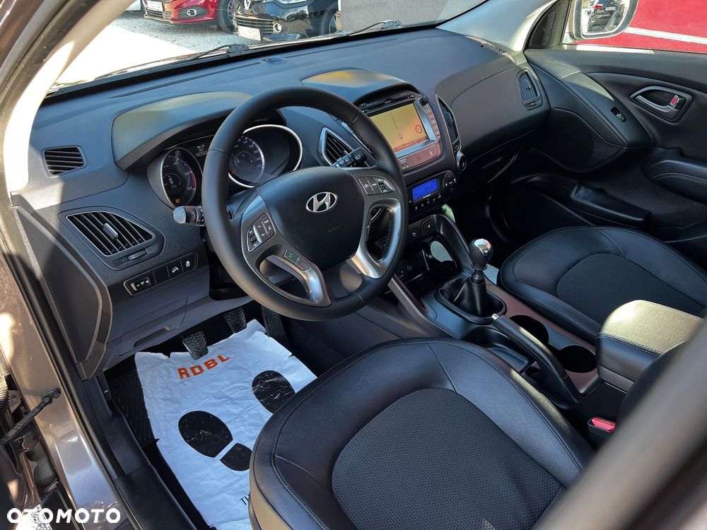 Hyundai ix35 - 24