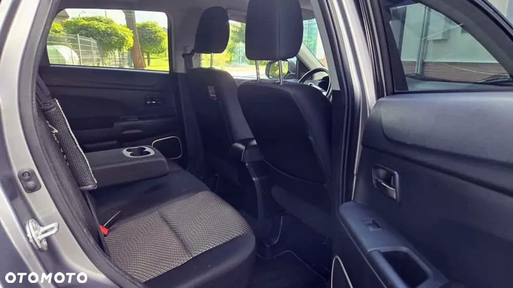 Mitsubishi ASX 1.8 DI-D 2WD Diamant Edition - 17