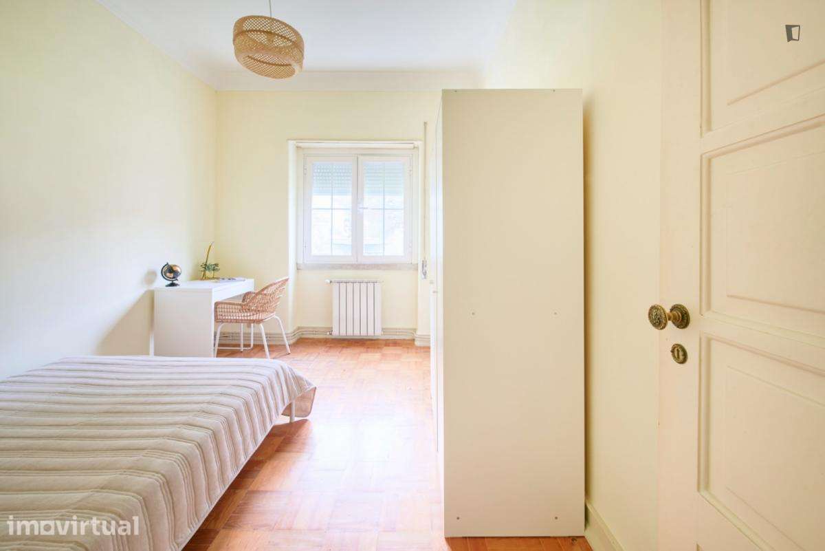 Quarto - localizado em Alvalade Lisbon - Grande imagem: 3/25
