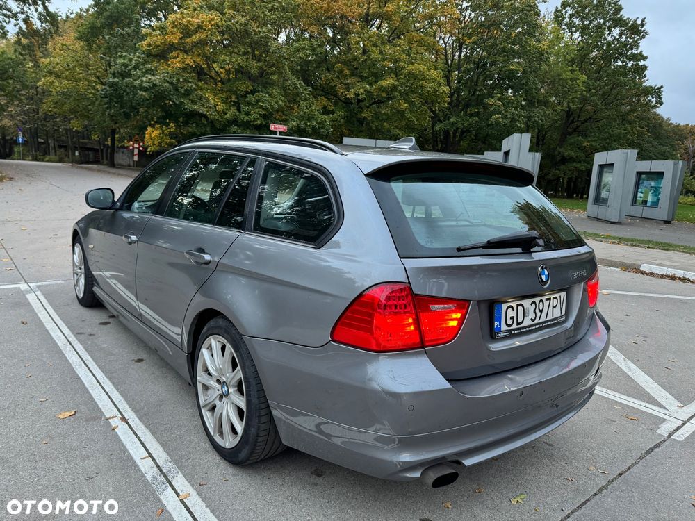 BMW Seria 3 318d - 3