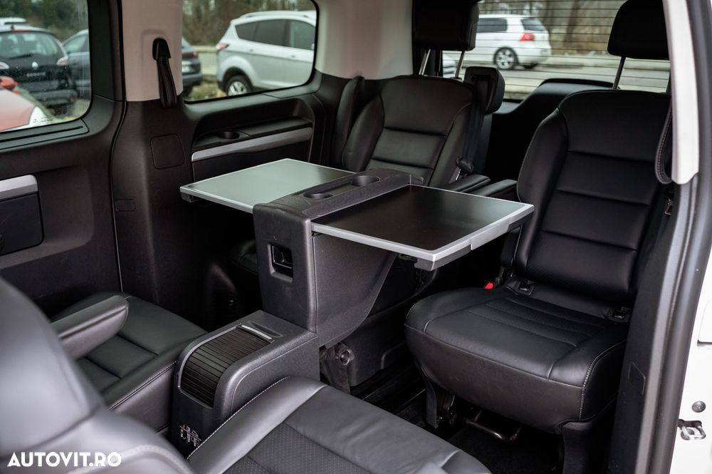 Peugeot Traveller - 6