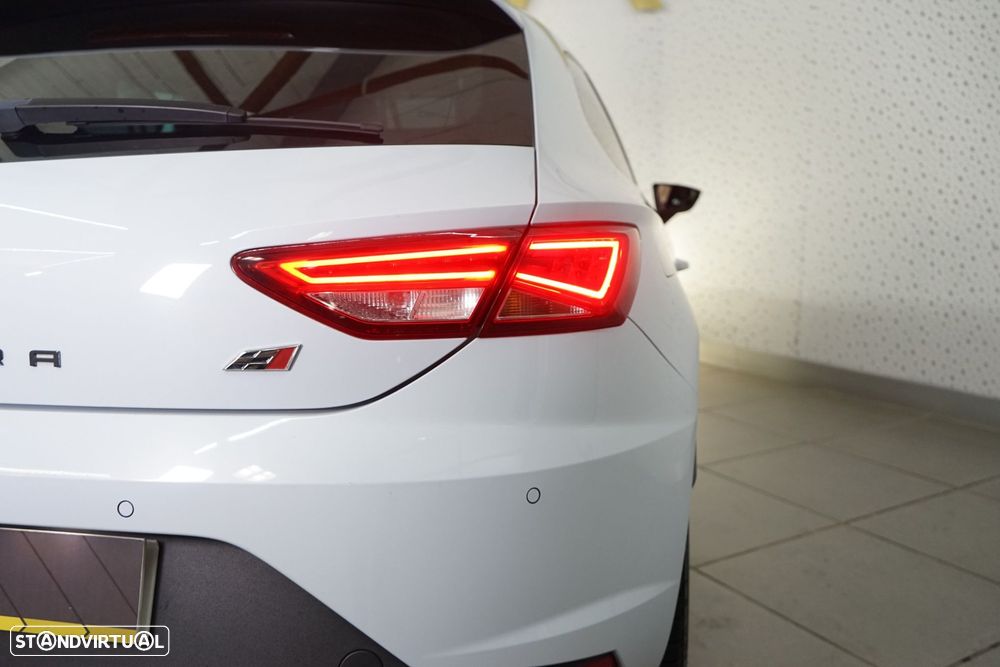 SEAT Leon 2.0 TSI Cupra DSG S/S - 6
