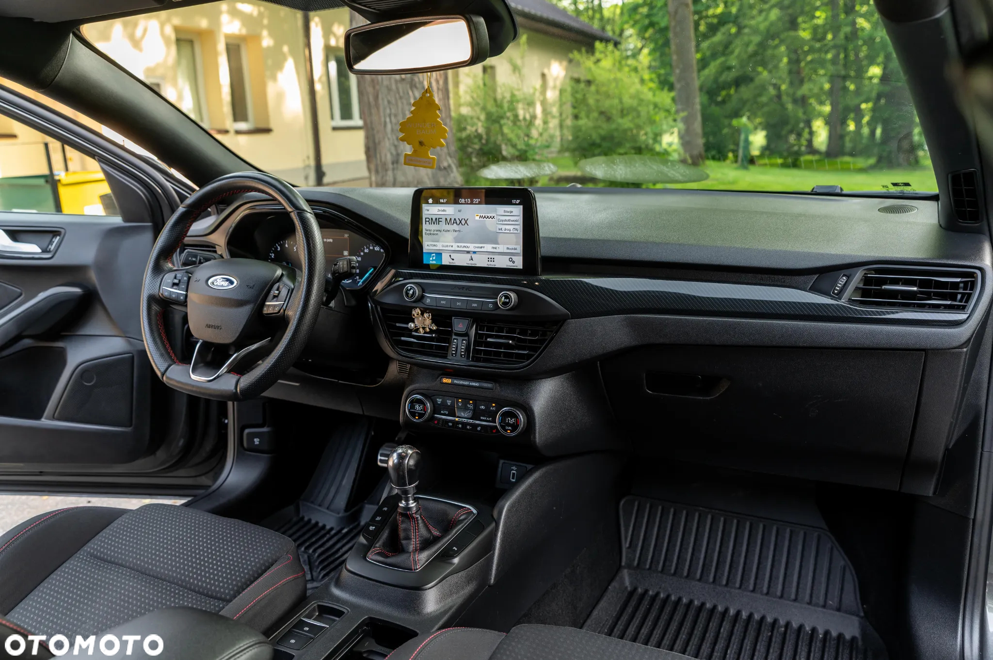 Ford Focus 1.0 EcoBoost ST-Line Style - 29