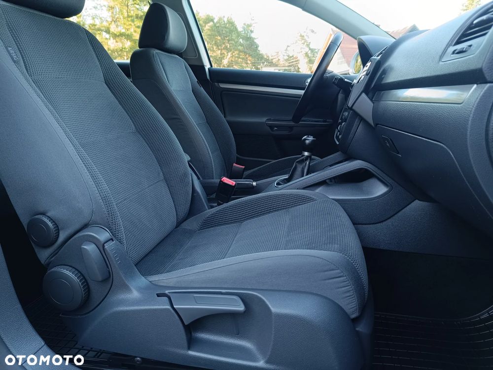 Volkswagen Golf 1.9 TDI Comfortline - 22